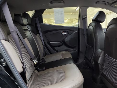 Used 2011 Hyundai Tucson GLS AWD/4WD image 18