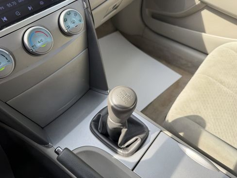 Used 2009 Toyota Camry FWD image 23