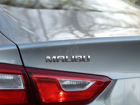 Used 2024 Chevrolet Malibu LT FWD image 29