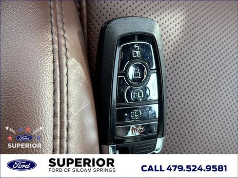 Used 2025 Lincoln Navigator Reserve AWD/4WD image 48