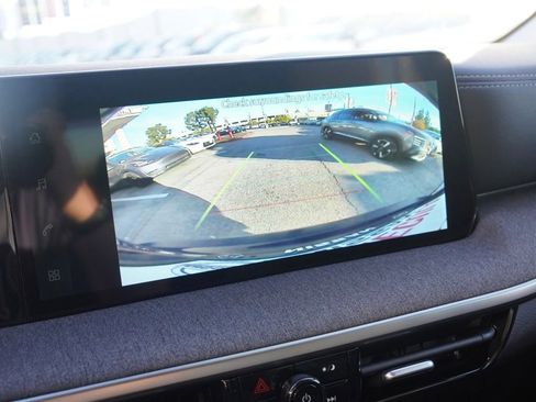 New 2026 Nissan Kicks SV image 12