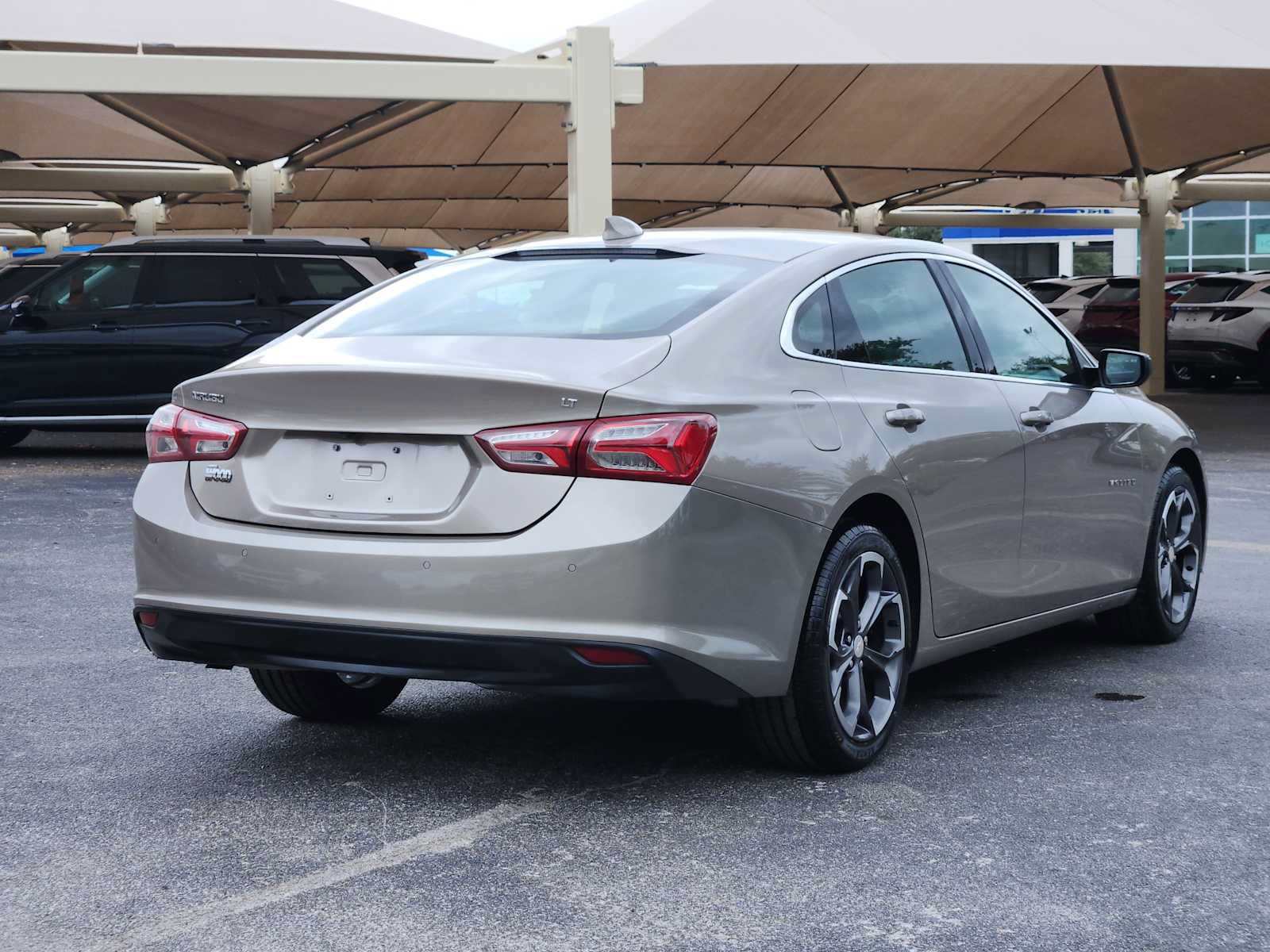Certified 2022 Chevrolet Malibu LT w/ Leather Package FWD image 7