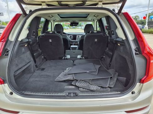 Used 2016 Volvo XC90 T6 Momentum AWD/4WD image 10