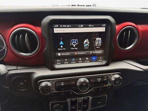 Used 2018 Jeep Wrangler Unlimited Rubicon image 13
