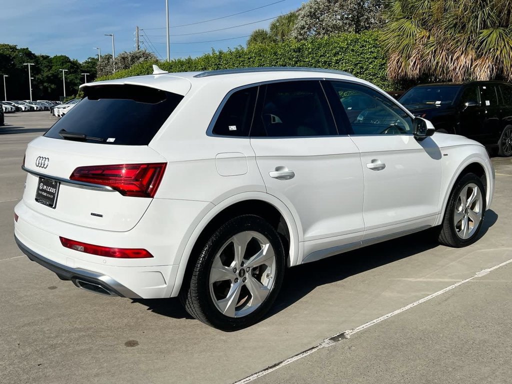 Used 2022 Audi Q5 2.0T Premium Plus w/ Premium Plus Package AWD/4WD image 7