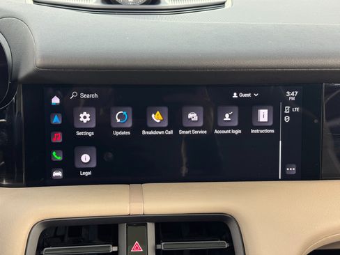 Used 2024 Porsche Taycan 4 Cross Turismo image 27