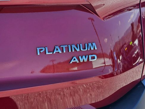 Used 2022 Nissan Rogue Platinum w/ Head-Up Display Package AWD/4WD image 16