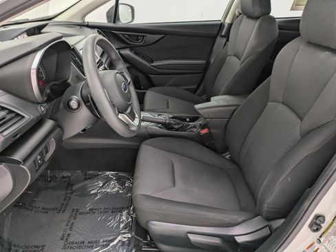 Used 2018 Subaru Impreza 2.0i Premium image 15