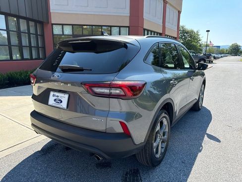 Used 2025 Ford Escape ST-Line AWD/4WD image 7