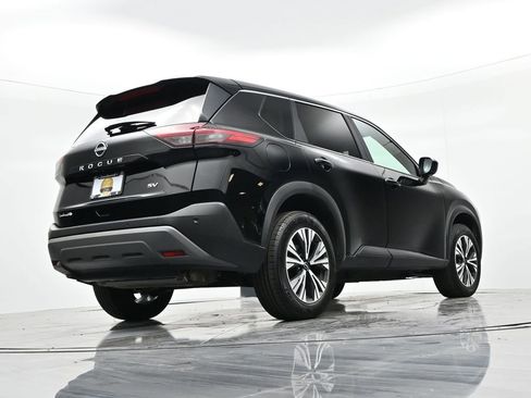 Used 2023 Nissan Rogue SV image 23