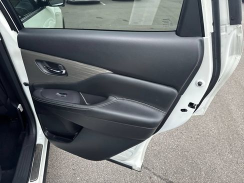 Used 2018 Nissan Murano SL w/ Midnight Edition Package FWD image 60