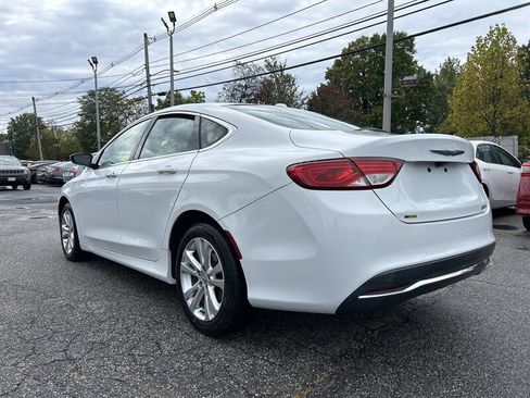 Used 2016 Chrysler 200 Limited w/ Convenience Group image 6