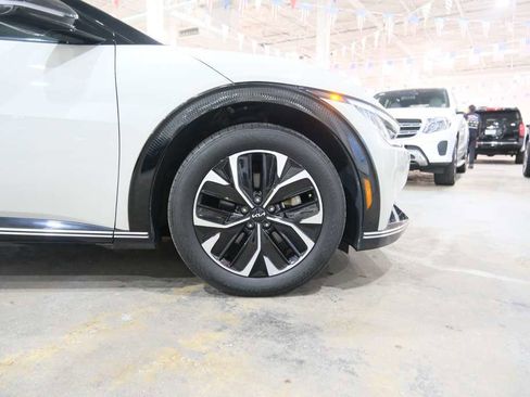Used 2022 Kia EV6 Wind image 15
