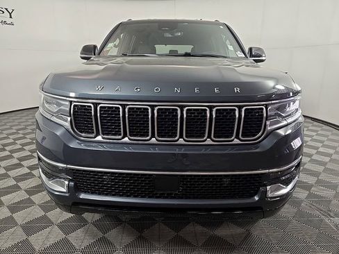 Used 2024 Jeep Wagoneer 4WD w/ Premium Group I image 3