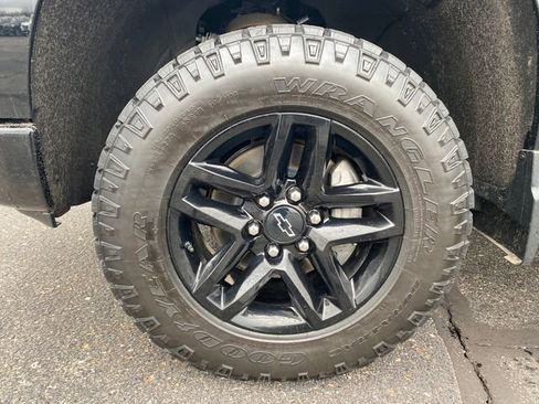 Certified 2023 Chevrolet Silverado 1500 LT Trail Boss w/ Convenience Package II image 23