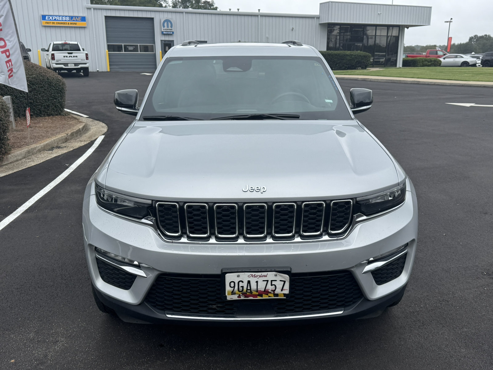 Used 2024 Jeep Grand Cherokee Limited 4xe AWD/4WD image 2