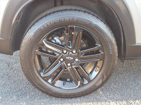 Certified 2024 Chevrolet Trax ACTIV w/ Sunroof Package image 5