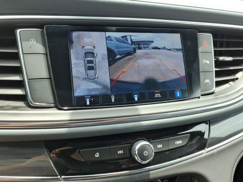 Used 2024 Buick Enclave Essence w/ Technology Package FWD image 28