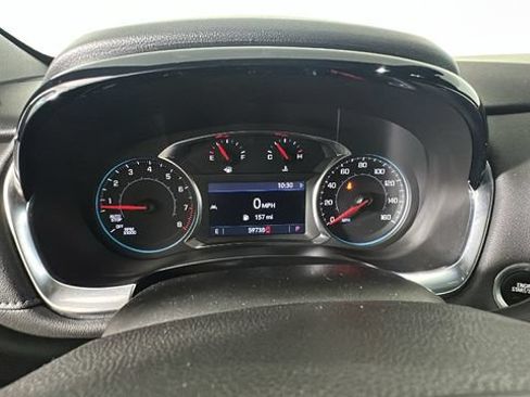 Used 2023 Chevrolet Traverse LT AWD/4WD image 15