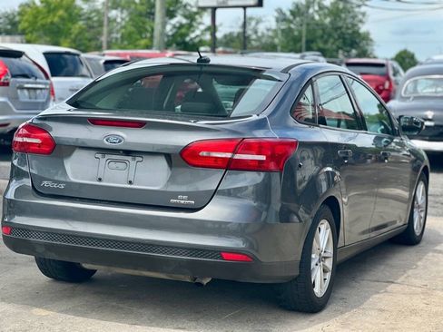 Used 2015 Ford Focus SE FWD image 6