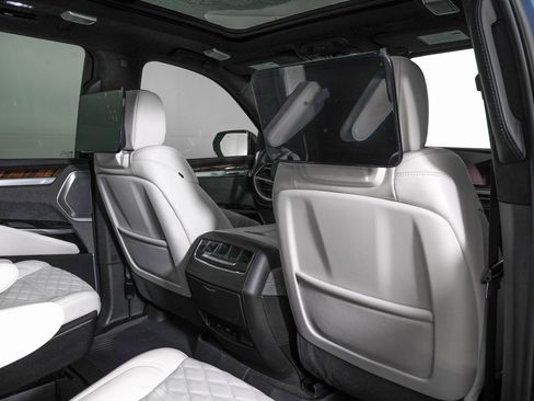 Used 2026 Cadillac Escalade Platinum Sport w/ LPO, ONYX Package image 12