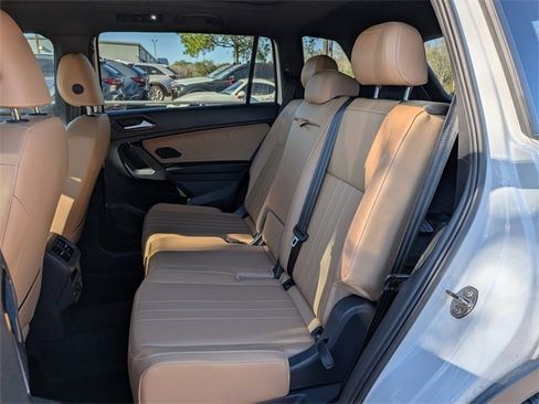 Used 2024 Volkswagen Tiguan SE R-Line w/ MDO Package, Three-Row image 14