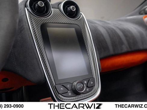 Used 2020 McLaren 600LT Spider RWD image 58