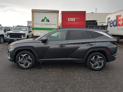 Used 2022 Hyundai Tucson SEL w/ Convenience + Premium Package AWD/4WD image 2