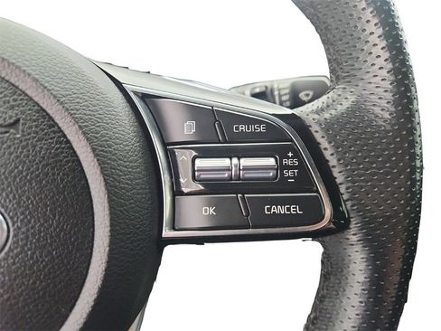 Used 2020 Kia Forte GT-Line image 32