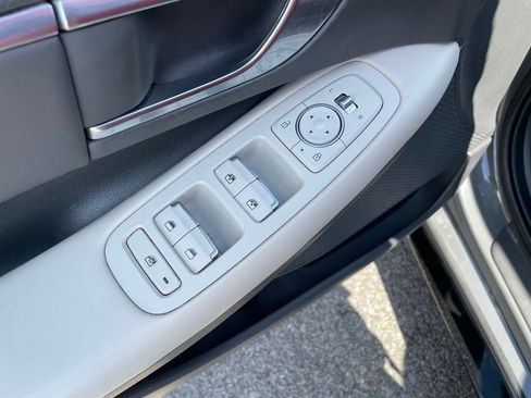 Used 2023 Hyundai Sonata SEL FWD image 11