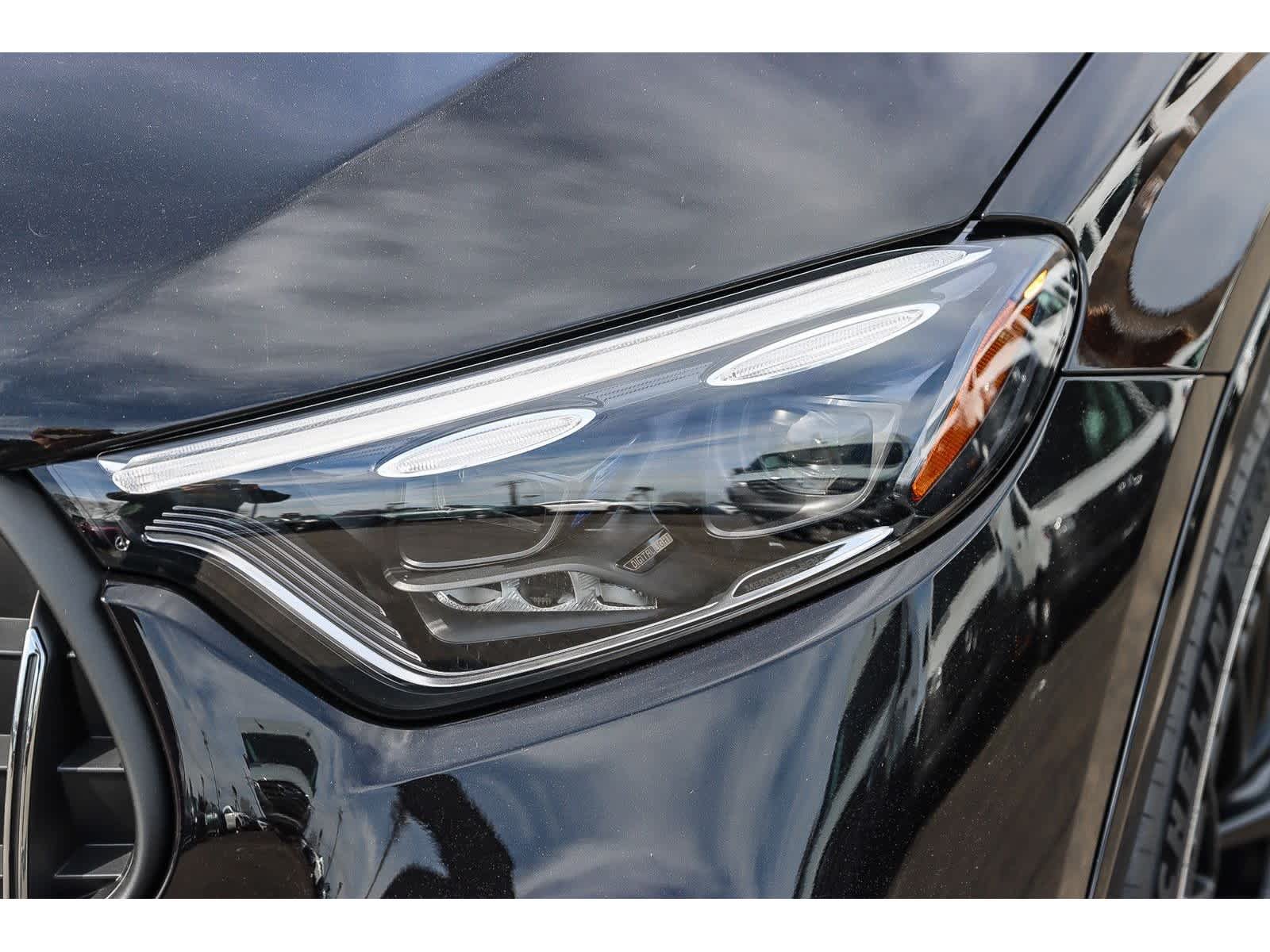 New 2025 Mercedes-Benz GLC 43 AMG 4MATIC image 7