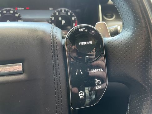 Used 2019 Land Rover Range Rover Sport HSE Dynamic AWD/4WD image 9