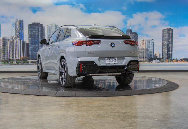 Used 2027 BMW X2 xDrive28i AWD/4WD image 9