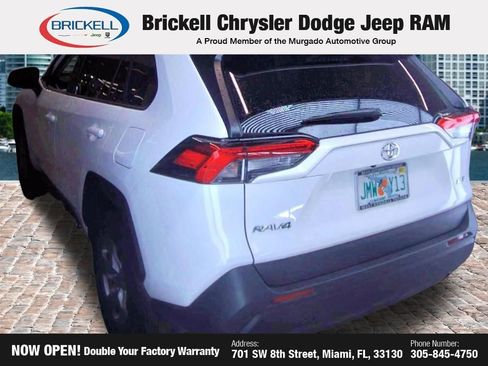 Used 2024 Toyota RAV4 XLE w/ Convenience Package FWD image 38