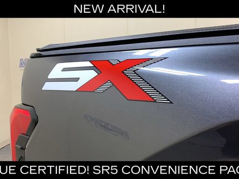Used 2025 Toyota Tundra SR5 w/ SR5 Convenience Package AWD/4WD image 15