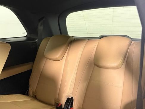 Used 2024 Mercedes-Benz GLS 580 4MATIC image 48