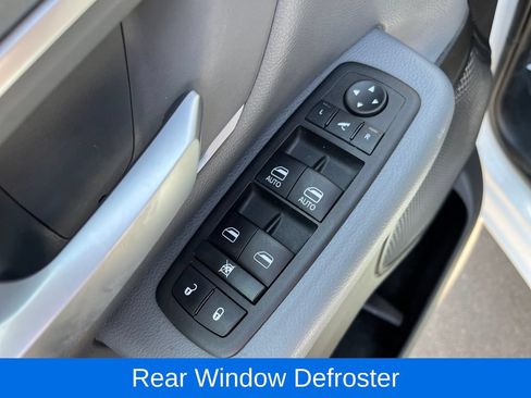 Used 2022 RAM 1500 Big Horn AWD/4WD image 14