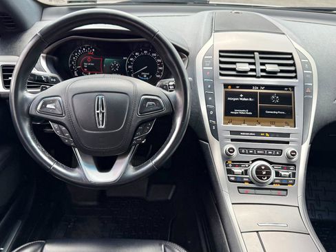 Used 2018 Lincoln MKZ Premiere FWD image 10