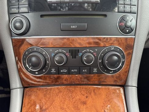 Used 2006 Mercedes-Benz CLK 350 Coupe image 20