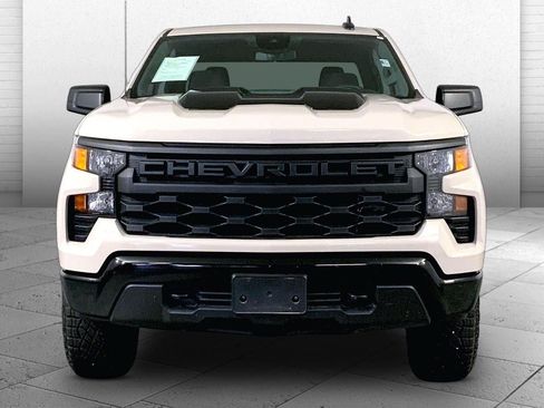 Used 2026 Chevrolet Silverado 1500 Custom Trail Boss w/ Dark Appearance Package AWD/4WD image 2