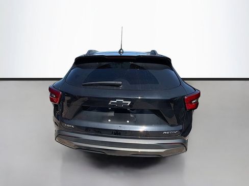 Used 2024 Chevrolet Trax ACTIV FWD image 7