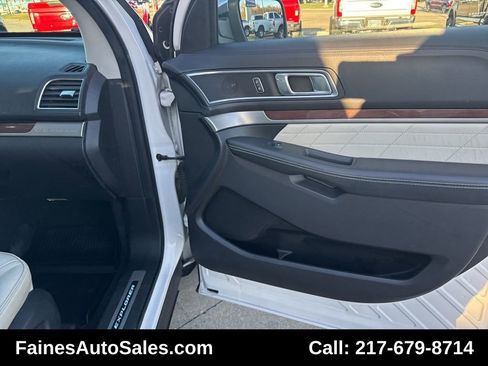 Used 2019 Ford Explorer Platinum image 89
