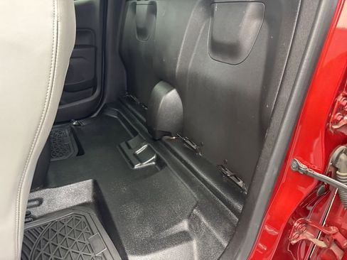 Used 2016 Chevrolet Colorado W/T w/ WT Convenience Package RWD image 35