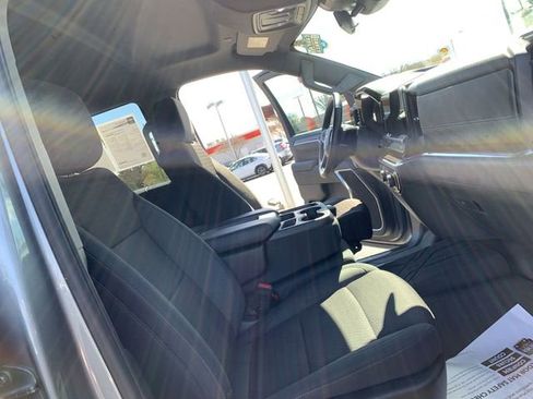 Used 2024 Chevrolet Silverado 1500 LT image 14