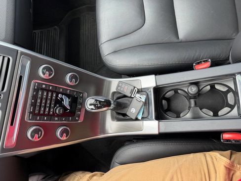 Used 2015 Volvo XC60 T5 Platinum image 21