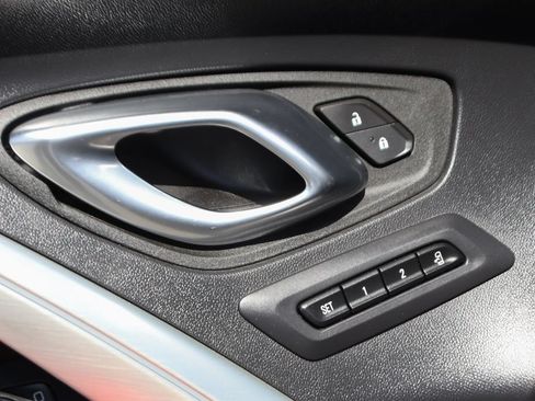 Used 2023 Chevrolet Camaro SS RWD image 18
