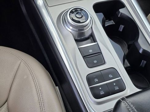 Certified 2022 Ford Explorer Limited RWD image 22