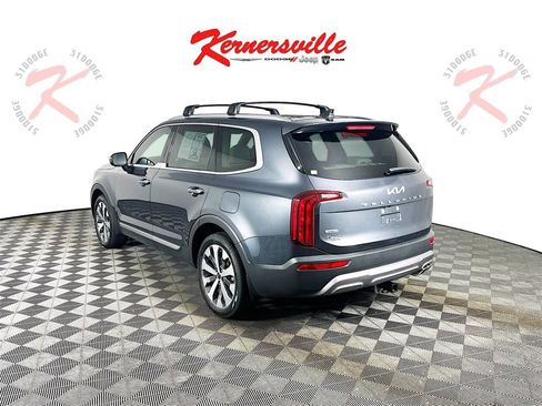 Used 2022 Kia Telluride S image 5