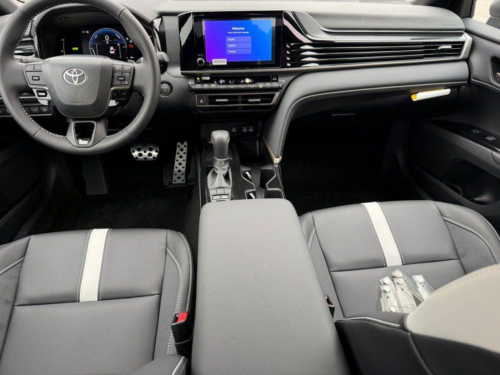 New 2026 Toyota Camry SE FWD image 8