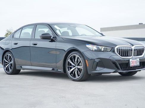 New 2026 BMW 530i w/ M Sport Package RWD image 3